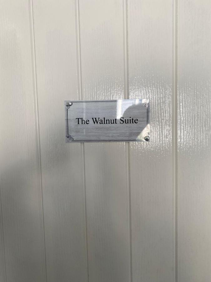 The Walnut Suite Lovely One Bedroom Flat In Stoke. 플리머스 외부 사진